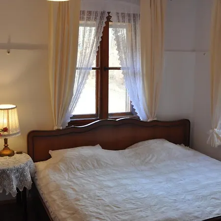 Nostalgia Bed and Breakfast