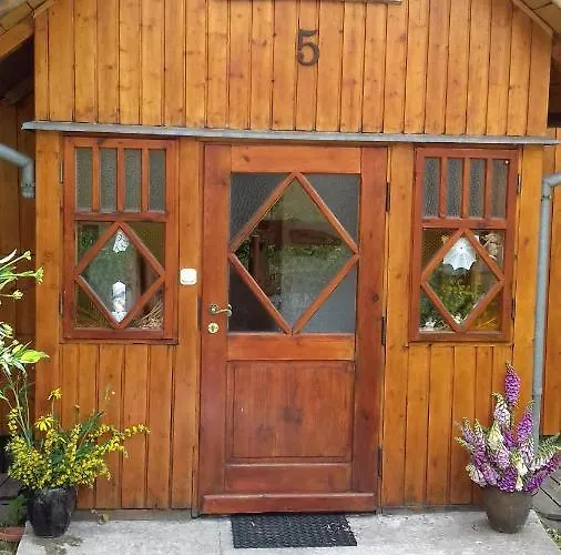 Nostalgia Nocleg ze śniadaniem 3*